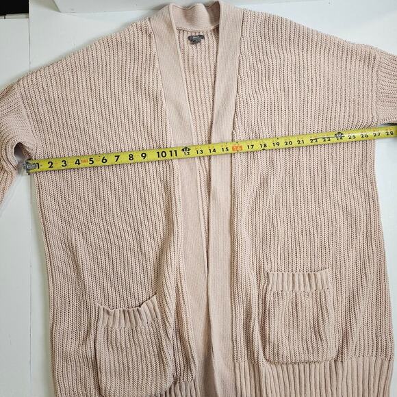 Aerie Oversized Medium Peach Chunky Knit Cardigan Pockets Cozy - Picture 6 of 8